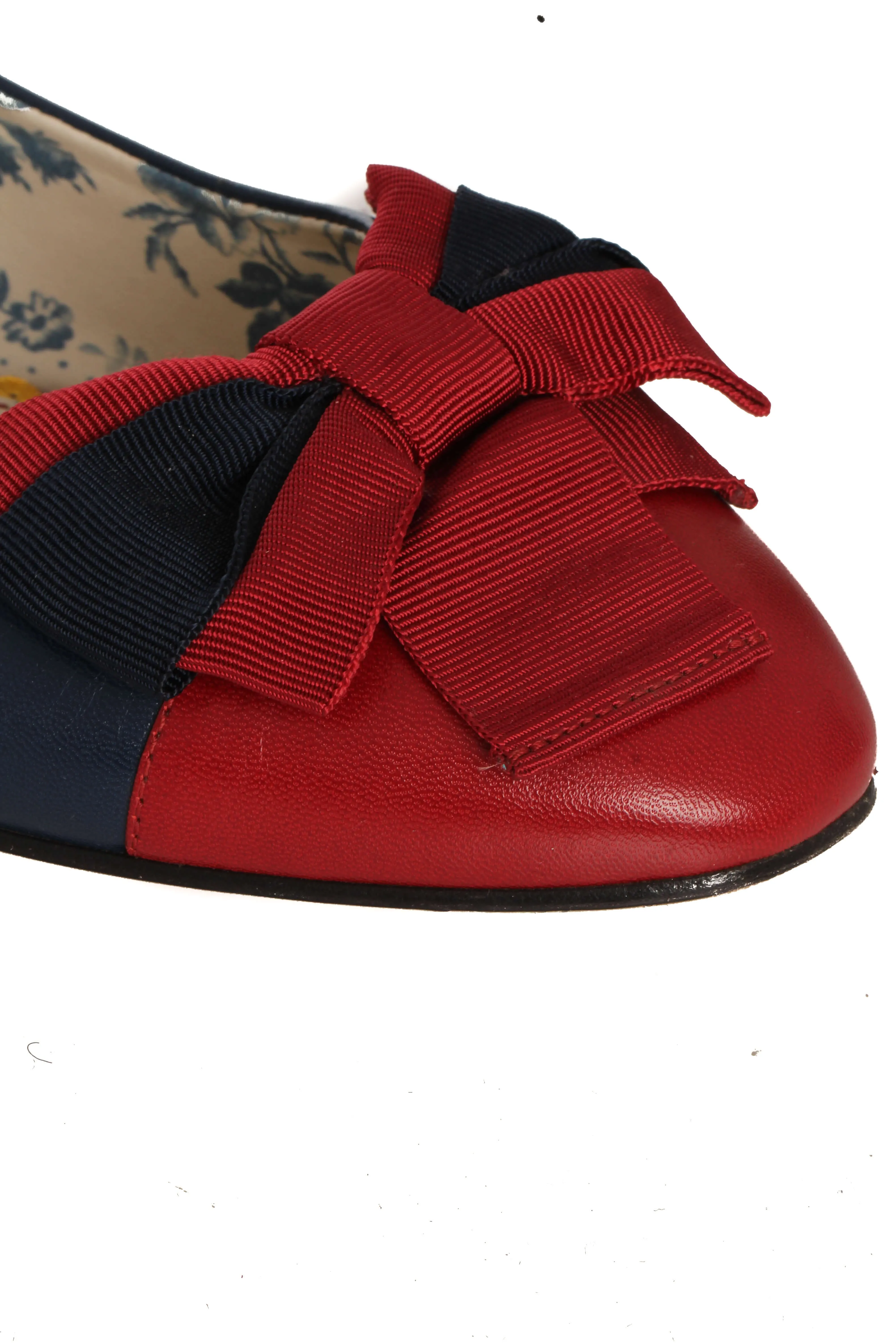Gucci, Talla 8