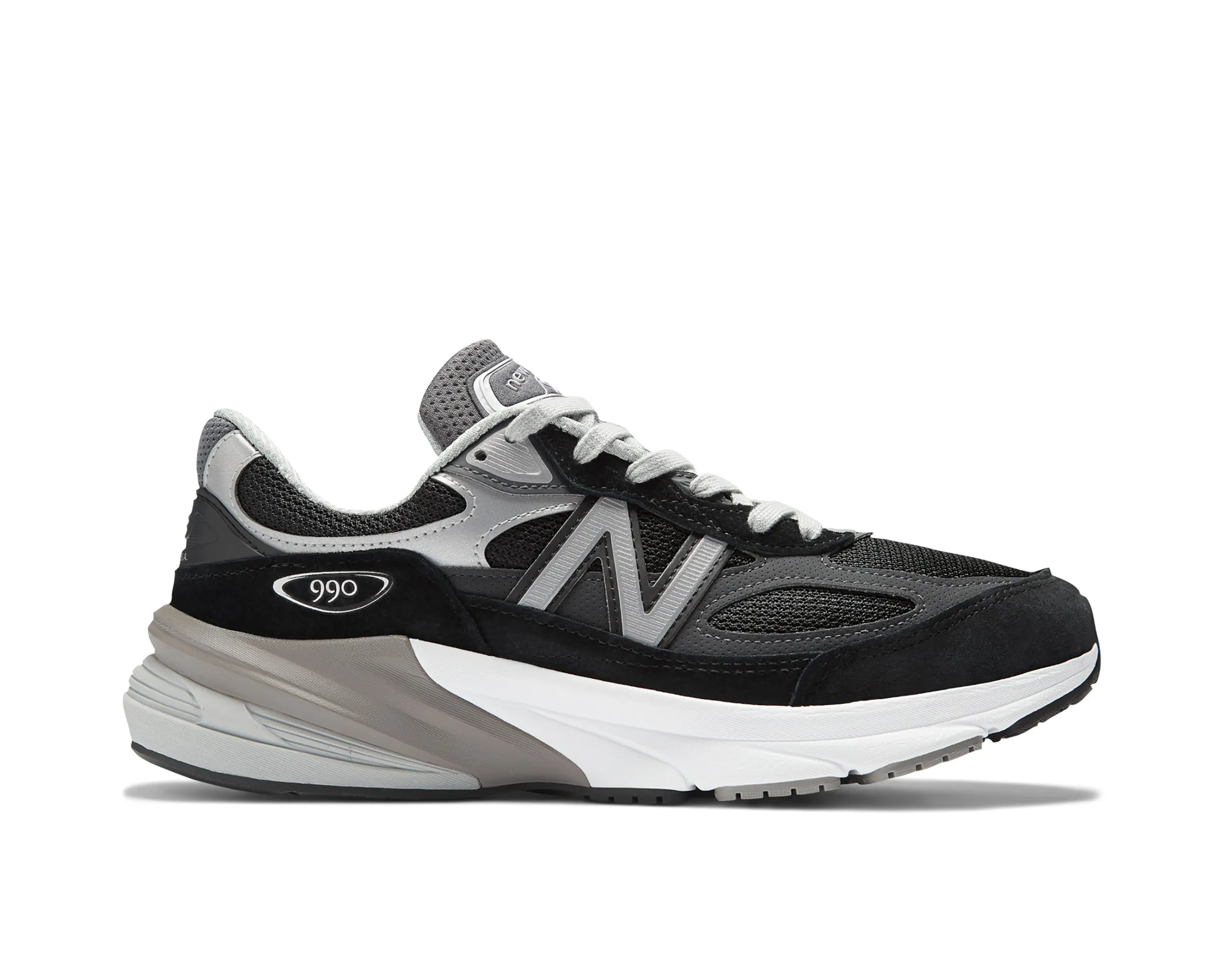 Men`s M990v6 Sneaker
