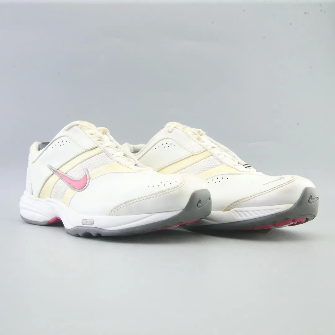 NIKE STEADY 7