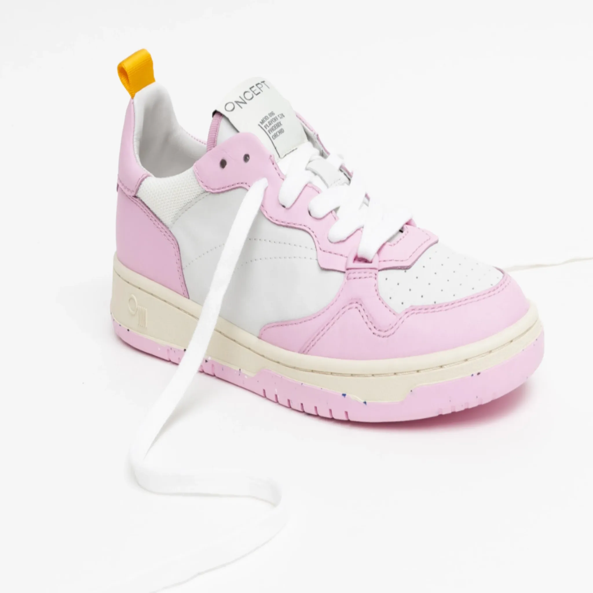 Oncept Phoenix Sneaker - Orchid