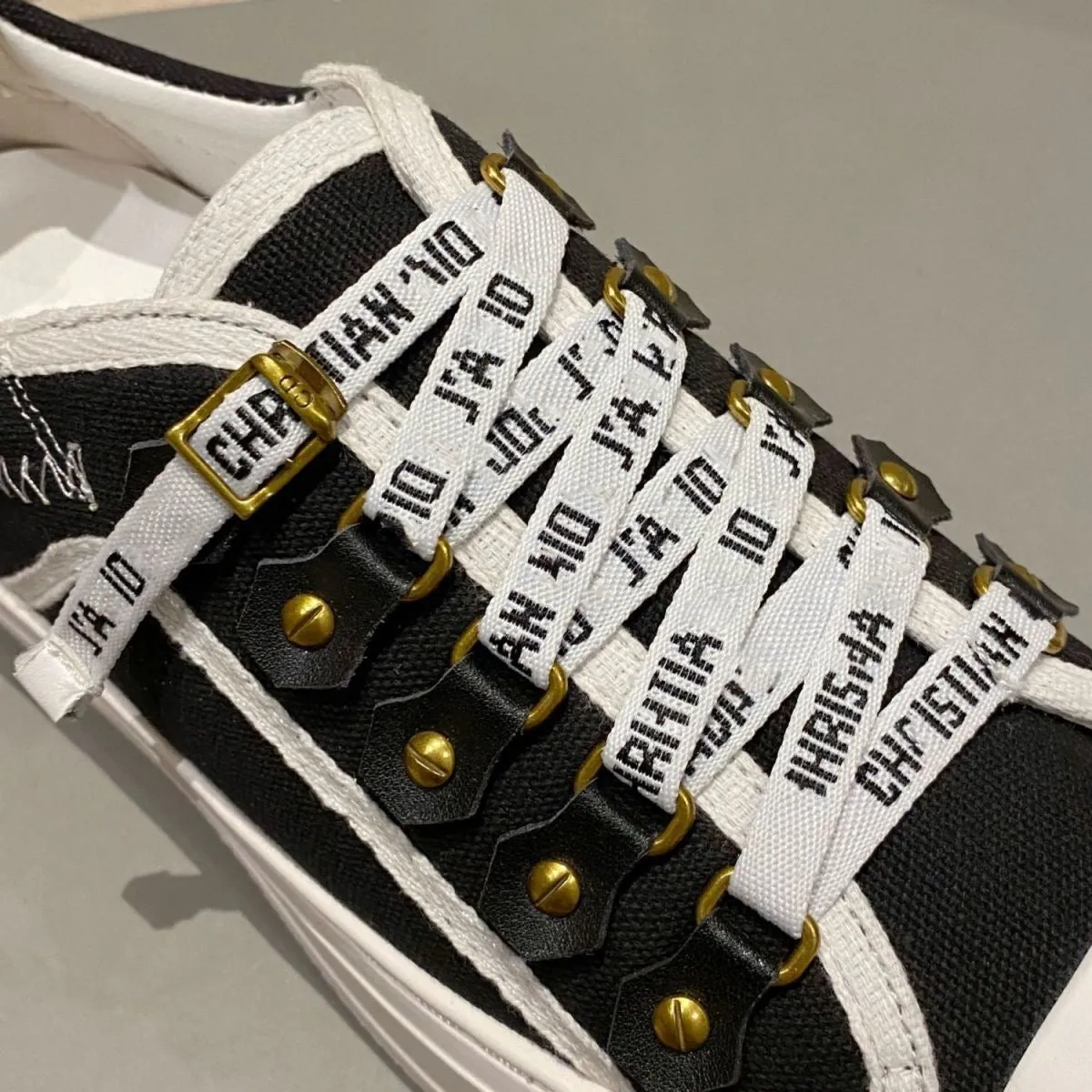 SE886 Walk'n'DR Sneaker / Size4-10