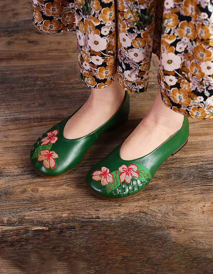 Spring Embroidered Retro Leather Flats