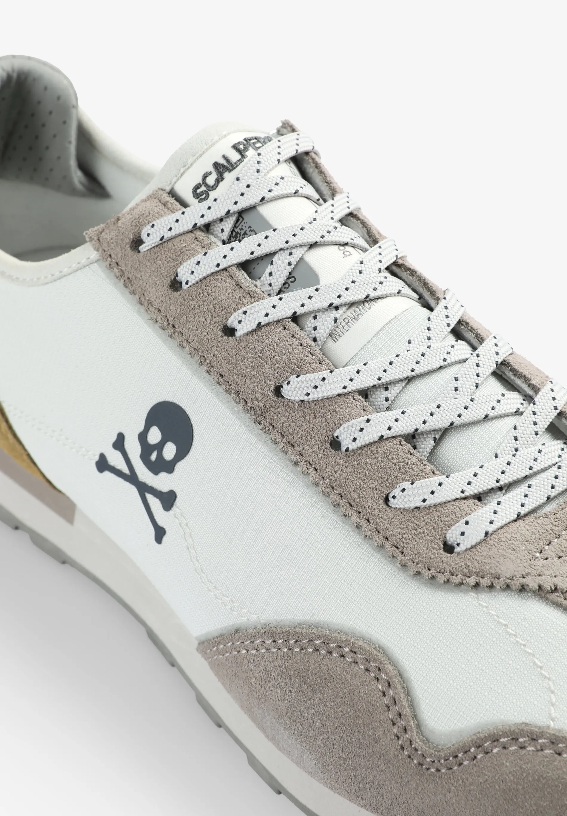 SUEDE SNEAKERS WITH SKULL